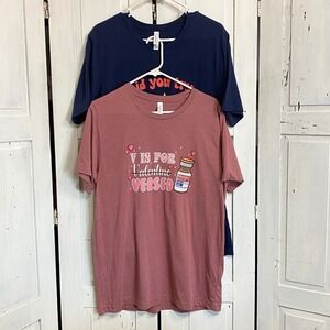 Nurse‎ Graphic T-Shirt Lot of 2 Versed Valentine & Icing It Navy Mauve L Funny